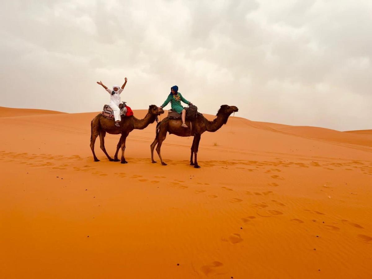 Desert Camel Trekking Camp Merzuga Kültér fotó