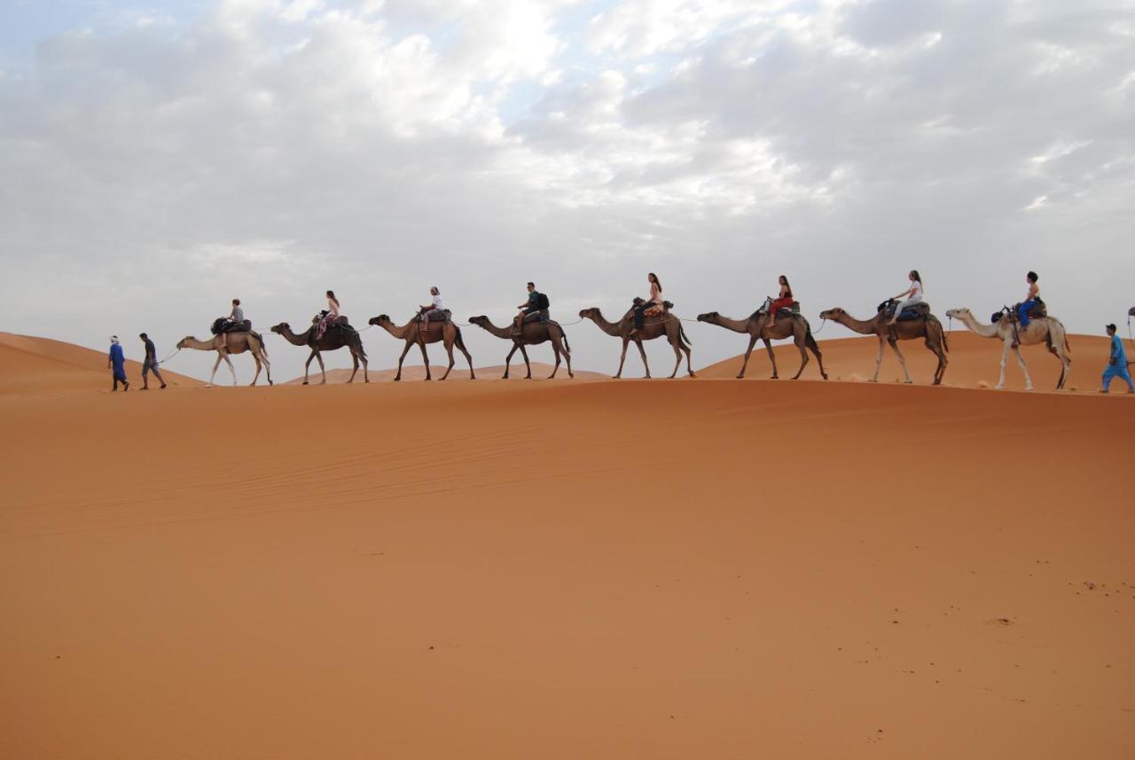 Desert Camel Trekking Camp Merzuga Kültér fotó